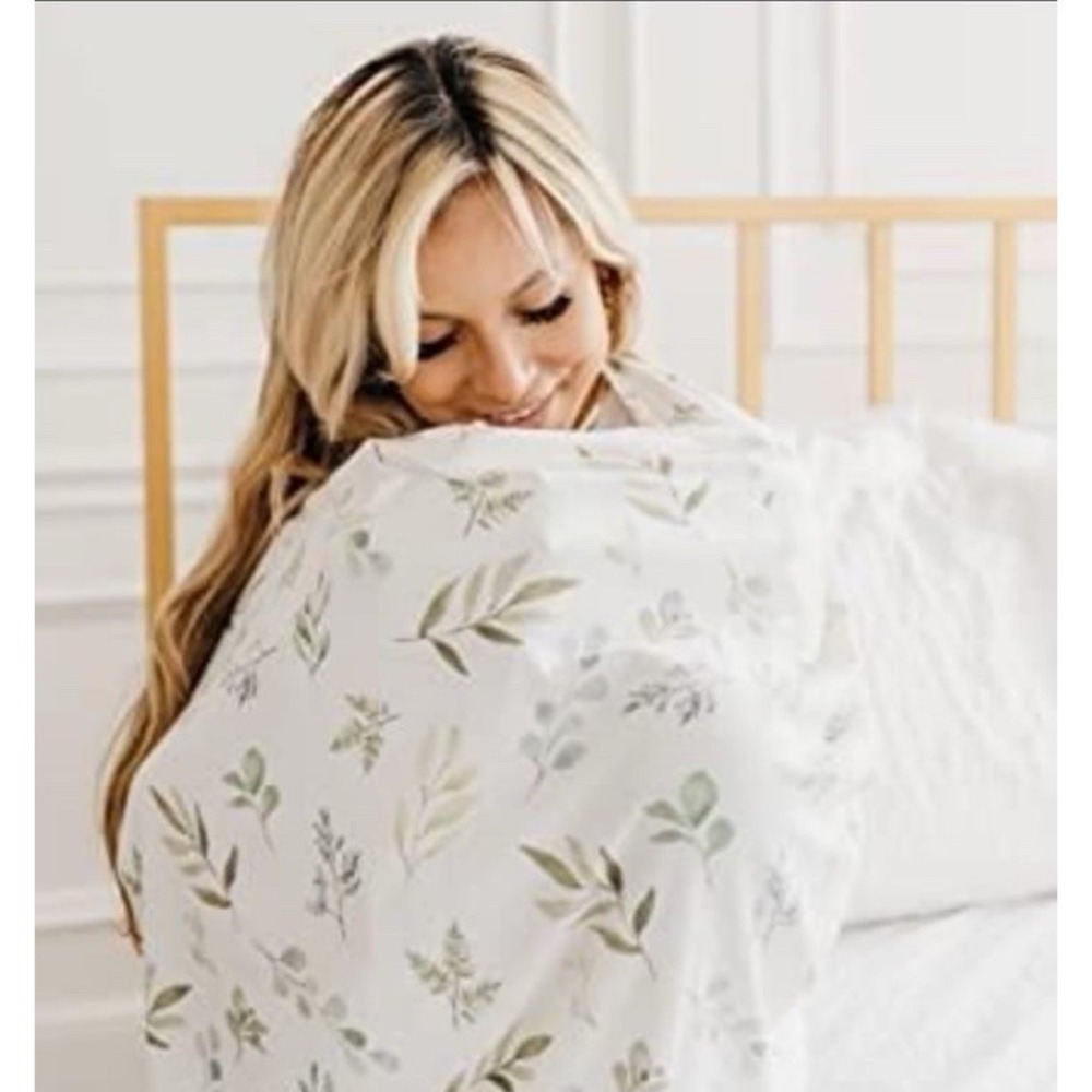 NEW Copper Pearl Multi-Use baby infant Cover Haven. 5-in-1 multi use Nursing Etc